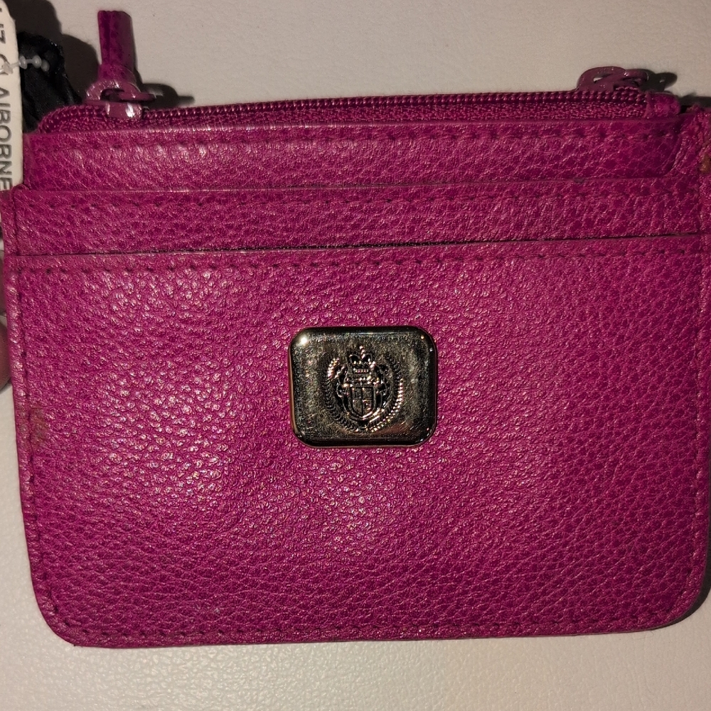 Liz Claiborne Fuchsia Leather Compact Credit Card Wallet